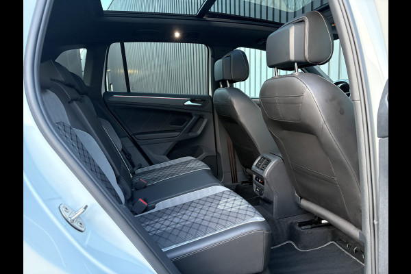 Volkswagen Tiguan 1.4 TSI eHybrid R-Line Business+ | 360 Camera | Panodak | 20'' | Keyless | Prijs Rijklaar!!