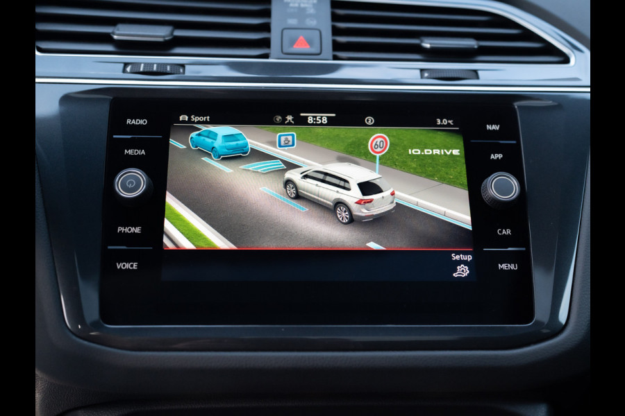 Volkswagen Tiguan 1.4 TSI eHybrid R-Line Business+ | 360 Camera | Panodak | 20'' | Keyless | Prijs Rijklaar!!