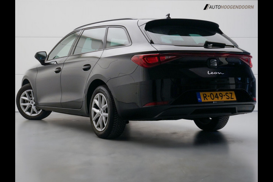 Seat Leon Sportstourer 1.0 TSI Style Business Intense Sport (APPLE CARPLAY,KEYLESS,LED,CAMERA.DIGITAAL DISPLAY,ADAPTIVE CRUISE)