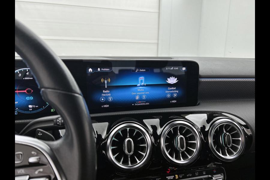 Mercedes-Benz A-Klasse 250 e Business Solution Luxury Limited (SFEERVERLICHTING, CAMERA, LEDER, 1e EIGENAAR, GOED ONDERHOUDEN)