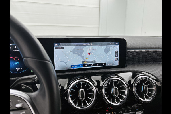 Mercedes-Benz A-Klasse 250 e Business Solution Luxury Limited (SFEERVERLICHTING, CAMERA, LEDER, 1e EIGENAAR, GOED ONDERHOUDEN)