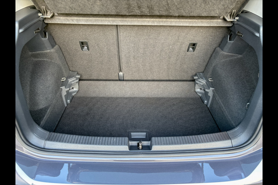 Volkswagen T-Cross 1.0 TSI 110Pk Style | Keyless | Camera | Navi | Apple Carplay/ Android Auto | Prijs Rijklaar!!