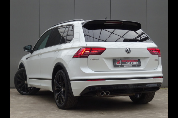 Volkswagen Tiguan 2.0 TSI 4Motion Highline Business R * CARPLAY * GOED ONDERH. !!