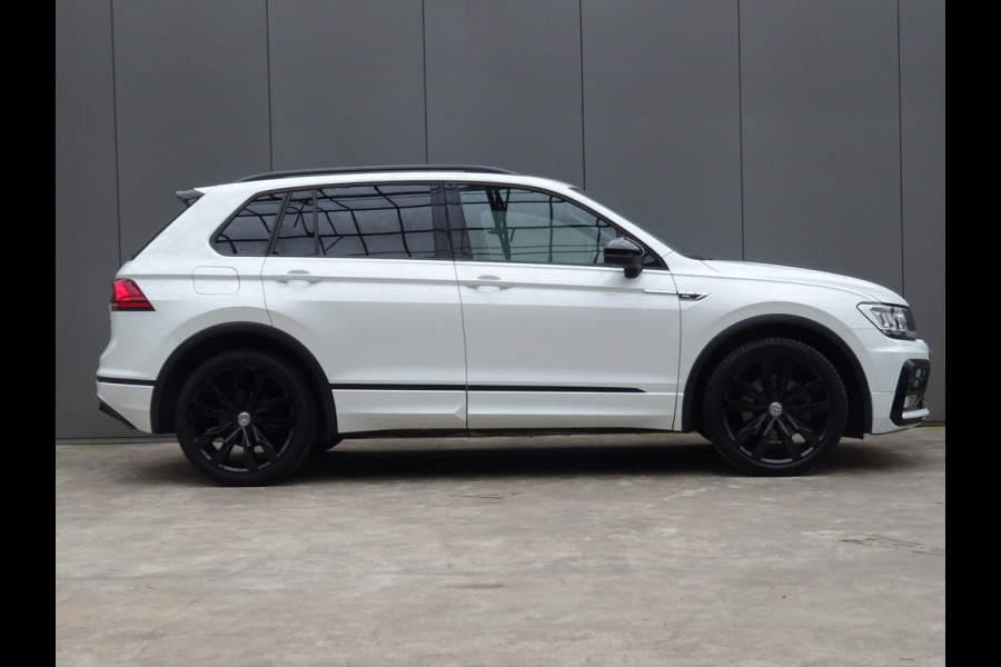 Volkswagen Tiguan 2.0 TSI 4Motion Highline Business R * CARPLAY * GOED ONDERH. !!