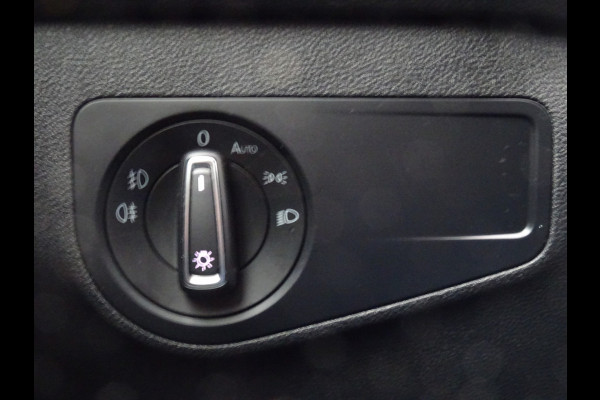 Volkswagen Tiguan 2.0 TSI 4Motion Highline Business R * CARPLAY * GOED ONDERH. !!