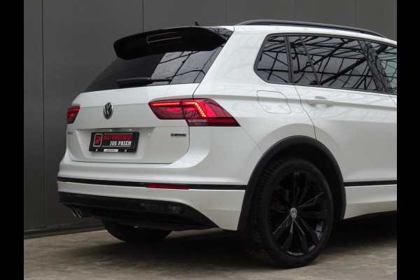 Volkswagen Tiguan 2.0 TSI 4Motion Highline Business R * CARPLAY * GOED ONDERH. !!
