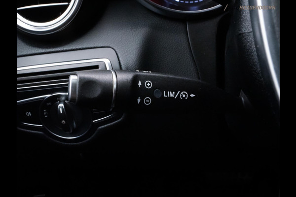 Mercedes-Benz GLC 250 4MATIC Premium Plus AMG (BURMESTER,PANORAMA-SCHUIFDAK,STOELVERWARMING,TREKHAAK,SFEERVERLICHTING)