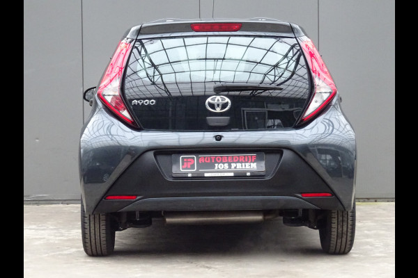 Toyota Aygo 1.0 VVT-i x-fun * BLUETOOTH * LED * GOED ONDERH. !!