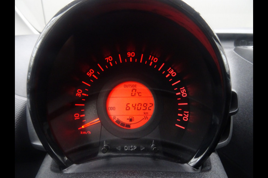 Toyota Aygo 1.0 VVT-i x-fun * BLUETOOTH * LED * GOED ONDERH. !!