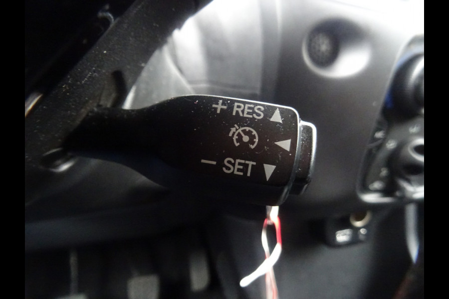 Toyota Aygo 1.0 VVT-i x-fun * BLUETOOTH * LED * GOED ONDERH. !!