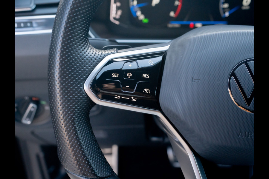 Volkswagen Tiguan 1.5 TSI R-Line Business+ | 360 Camera | 20'' | IQ Light | Groot Navi | Prijs Rijklaar!!