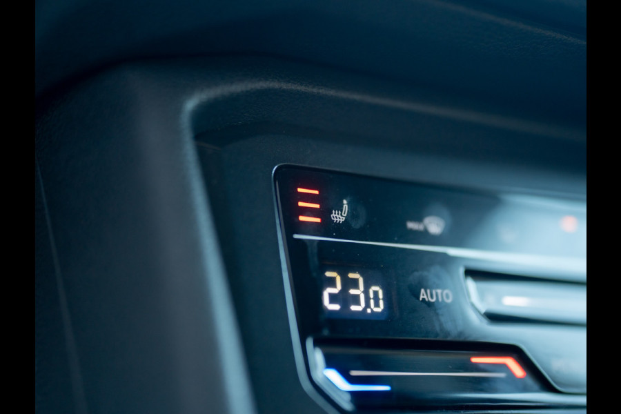 Volkswagen Tiguan 1.5 TSI R-Line Business+ | 360 Camera | 20'' | IQ Light | Groot Navi | Prijs Rijklaar!!