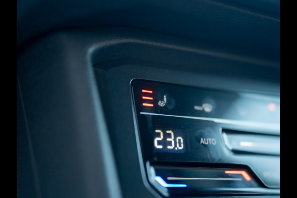 Volkswagen Tiguan 1.5 TSI R-Line Business+ | 360 Camera | 20'' | IQ Light | Groot Navi | Prijs Rijklaar!!