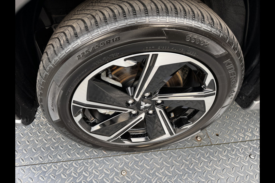 Mitsubishi Eclipse Cross 2.4 PHEV Executive | Dodehoek | 360 Camera | Adapt. Cruise | Trekhaak | Prijs Rijklaar!!