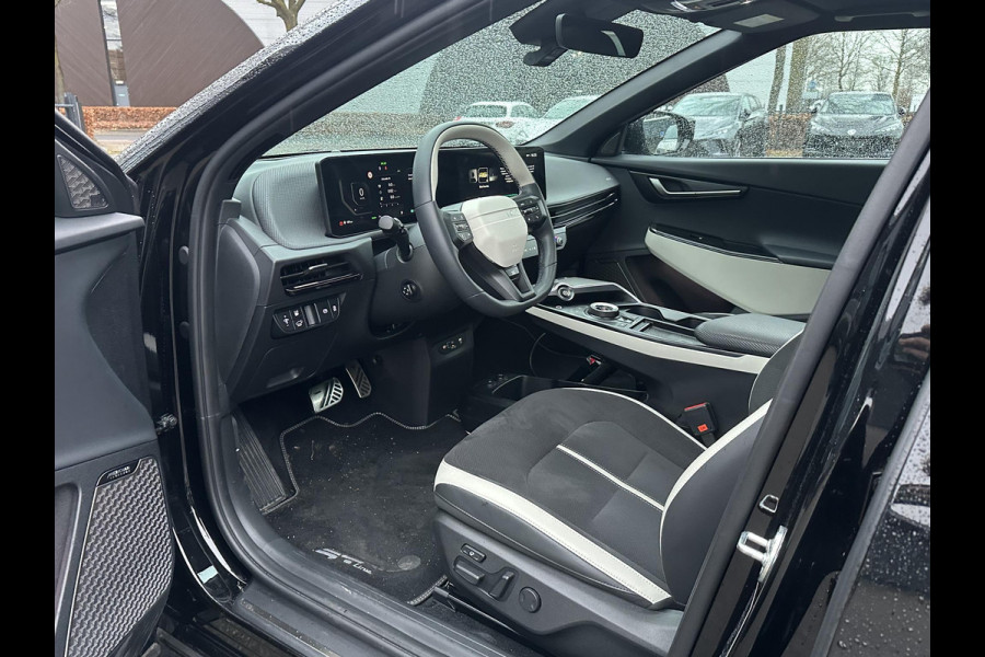 Kia Ev6 GT-Line AWD 84 kWh Facelift / Nieuw Model | Warmtepomp | Meridian Audio | Elektrisch Panoramadak | Afneembare Trekhaak | 360° Camera | Elektrische Stoelen met Geheugen | Stoel- & Stuurverwarming | Head-Up Display | Kia Garantie tot 2035 | Origineel NL-Auto | 1e Eigenaar / 7000KM!