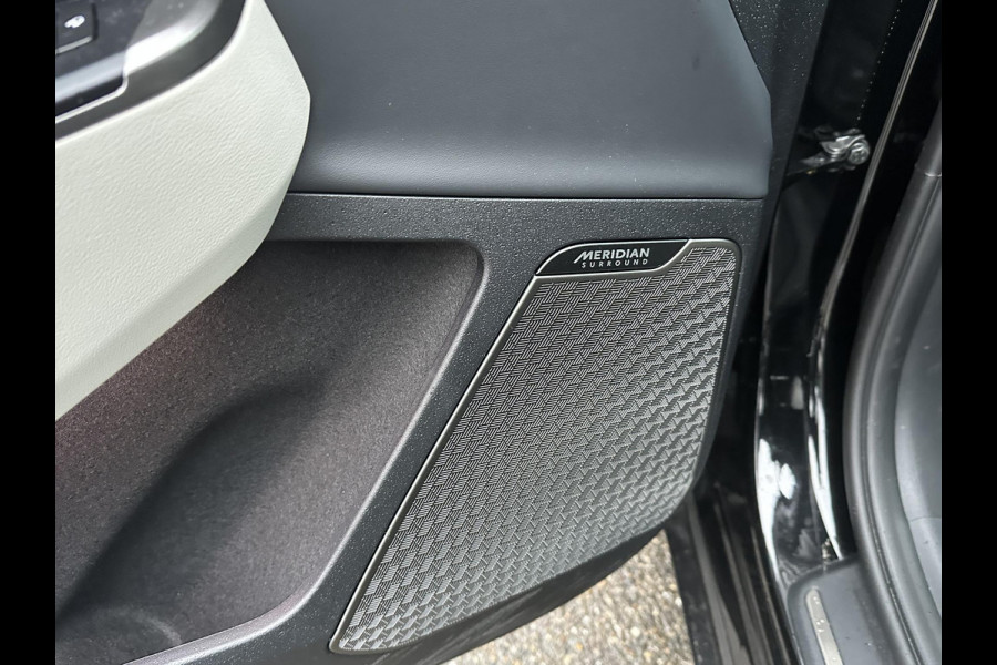Kia Ev6 GT-Line AWD 84 kWh Facelift / Nieuw Model | Warmtepomp | Meridian Audio | Elektrisch Panoramadak | Afneembare Trekhaak | 360° Camera | Elektrische Stoelen met Geheugen | Stoel- & Stuurverwarming | Head-Up Display | Kia Garantie tot 2035 | Origineel NL-Auto | 1e Eigenaar / 7000KM!