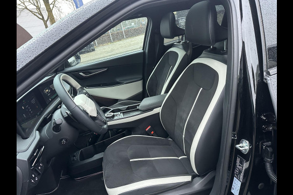 Kia Ev6 GT-Line AWD 84 kWh Facelift / Nieuw Model | Warmtepomp | Meridian Audio | Elektrisch Panoramadak | Afneembare Trekhaak | 360° Camera | Elektrische Stoelen met Geheugen | Stoel- & Stuurverwarming | Head-Up Display | Kia Garantie tot 2035 | Origineel NL-Auto | 1e Eigenaar / 7000KM!
