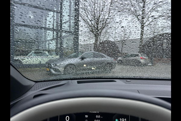 Kia Ev6 GT-Line AWD 84 kWh Facelift / Nieuw Model | Warmtepomp | Meridian Audio | Elektrisch Panoramadak | Afneembare Trekhaak | 360° Camera | Elektrische Stoelen met Geheugen | Stoel- & Stuurverwarming | Head-Up Display | Kia Garantie tot 2035 | Origineel NL-Auto | 1e Eigenaar / 7000KM!