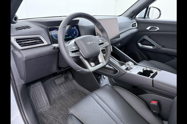 BYD ATTO 2 Boost 45 kWh DIRECT LEVERBAAR | Volledige BYD Fabrieksgarantie t/m 11-2030 of 150.000 km | Stoel & Stuurverwarming | Adaptieve Cruise | 360° Camera | Panoramadak | Dodehoekassistent | Origineel NL Auto