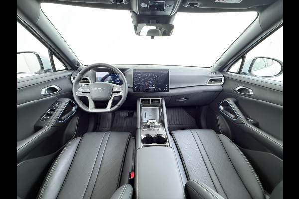 BYD ATTO 2 Boost 45 kWh DIRECT LEVERBAAR | Volledige BYD Fabrieksgarantie t/m 11-2030 of 150.000 km | Stoel & Stuurverwarming | Adaptieve Cruise | 360° Camera | Panoramadak | Dodehoekassistent | Origineel NL Auto