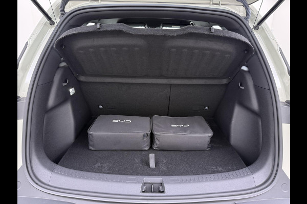 BYD ATTO 2 Boost 45 kWh DIRECT LEVERBAAR | Volledige BYD Fabrieksgarantie t/m 11-2030 of 150.000 km | Stoel & Stuurverwarming | Adaptieve Cruise | 360° Camera | Panoramadak | Dodehoekassistent | Origineel NL Auto