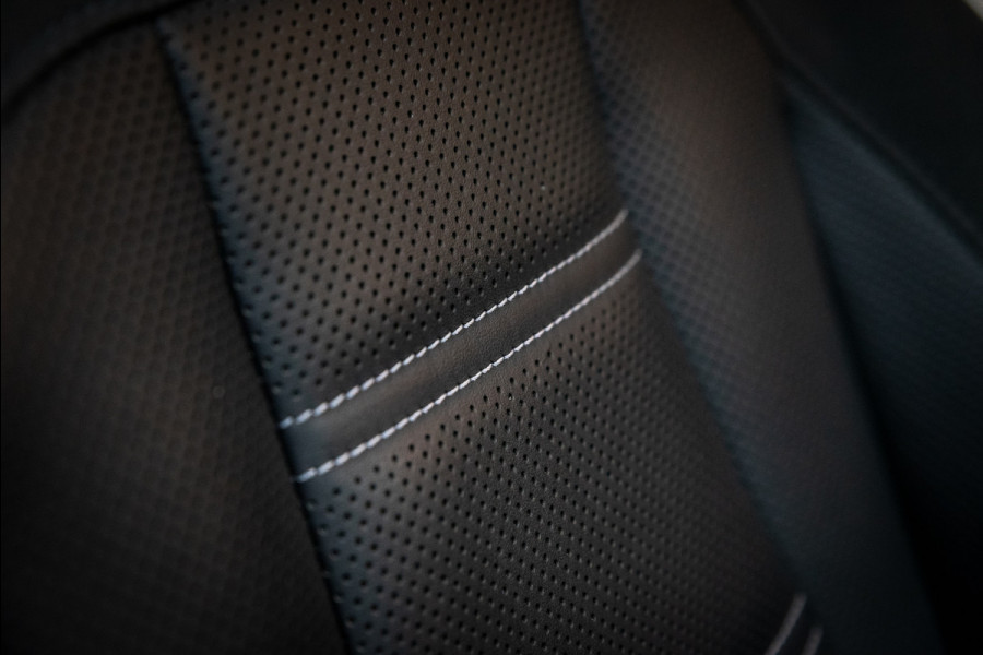 Mercedes-Benz E-Klasse AMG 63 S 4MATIC Premium Plus / Keramisch / Downpipes / Burmester / PPF / Pano / Luchtv. / Alarm / stoelverw/koeling / Mat wrap /  Vol optie