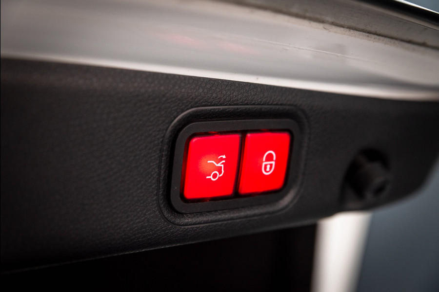 Mercedes-Benz E-Klasse AMG 63 S 4MATIC Premium Plus / Keramisch / Downpipes / Burmester / PPF / Pano / Luchtv. / Alarm / stoelverw/koeling / Mat wrap /  Vol optie