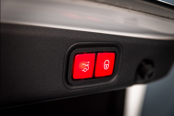 Mercedes-Benz E-Klasse AMG 63 S 4MATIC Premium Plus / Keramisch / Downpipes / Burmester / PPF / Pano / Luchtv. / Alarm / stoelverw/koeling / Mat wrap /  Vol optie