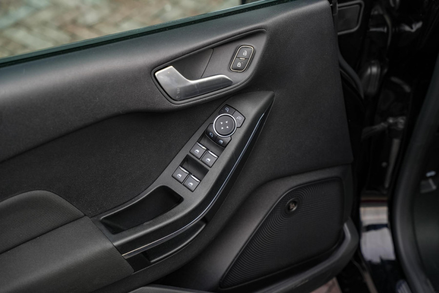 Ford Fiesta 1.0 EcoBoost Titanium Automaat B&O LED Stoel Stuurverw. Camera Navigatie DAB+