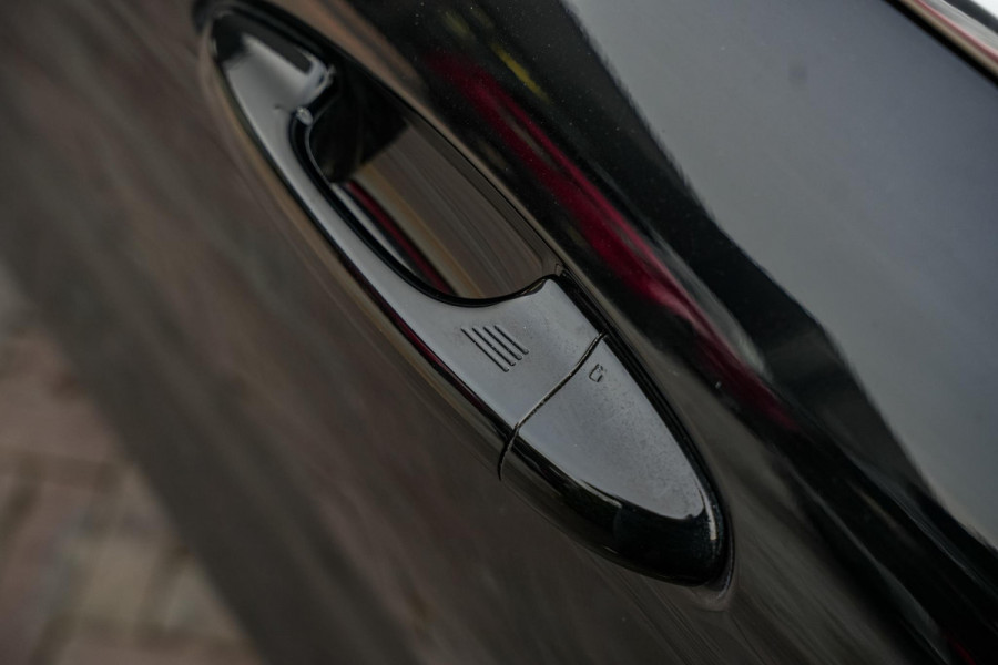 Ford Fiesta 1.0 EcoBoost Titanium Automaat B&O LED Stoel Stuurverw. Camera Navigatie DAB+