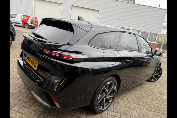Peugeot 308 SW 1.6 PHEV Hybrid 11-2023 210PK Allure ACC LEDER VIRTUAL LED