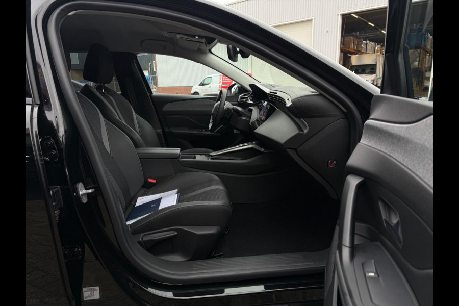 Peugeot 308 SW 1.6 PHEV Hybrid 11-2023 210PK Allure ACC LEDER VIRTUAL LED