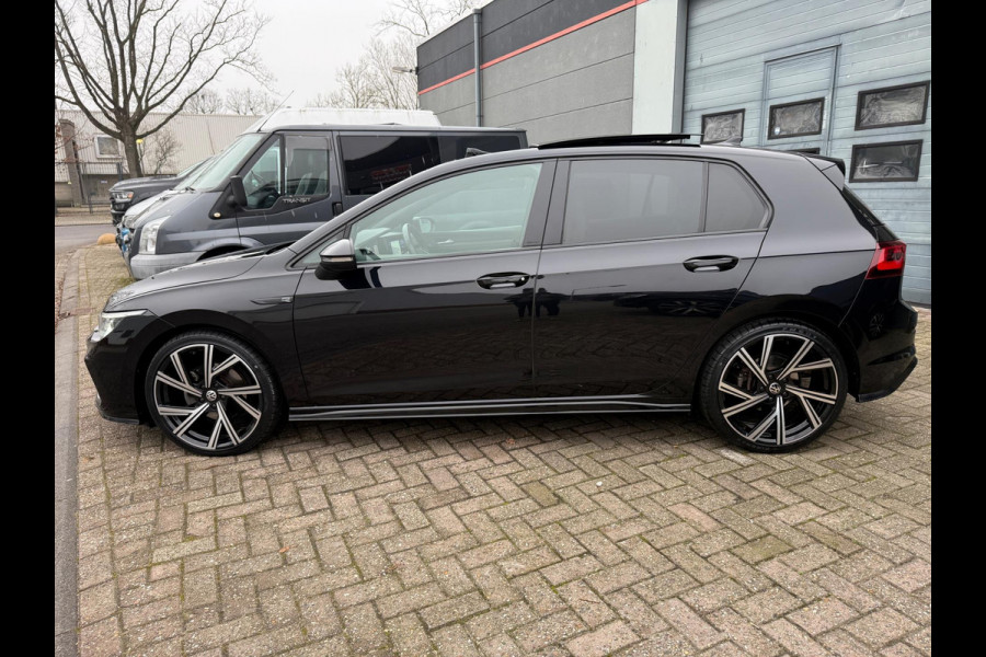Volkswagen Golf 1.5 eTSI 2022 R-LINE DSG PANO ACC SIDE-ASSLEDER ALCANTARA