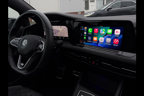 Volkswagen Golf 1.5 eTSI 2022 R-LINE DSG PANO ACC SIDE-ASSLEDER ALCANTARA