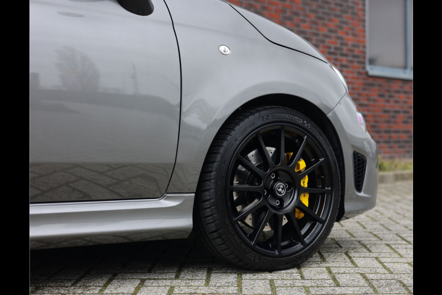 Abarth 695 Competizione | Grigio Sfrenato - Sabelt sportstoelen - Brembo - Beats