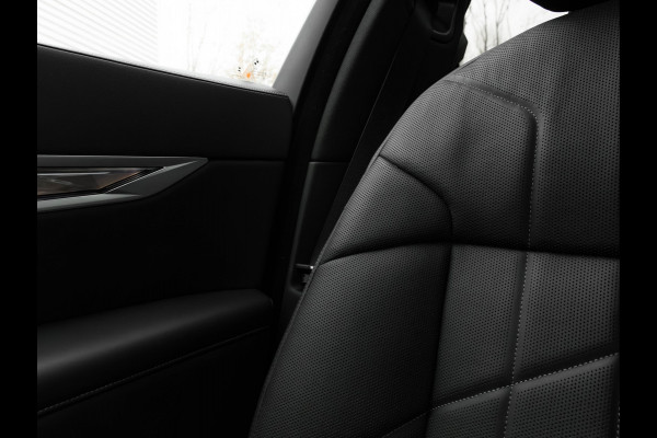 BMW i7 eDrive50 - M-Sport Pro - Skylounge - Stoelventilatie + Massage V+A - Individual Leder