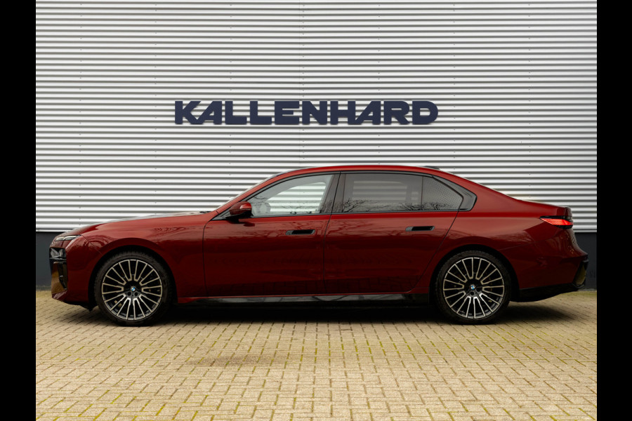 BMW i7 eDrive50 - M-Sport Pro - Skylounge - Stoelventilatie + Massage V+A - Individual Leder