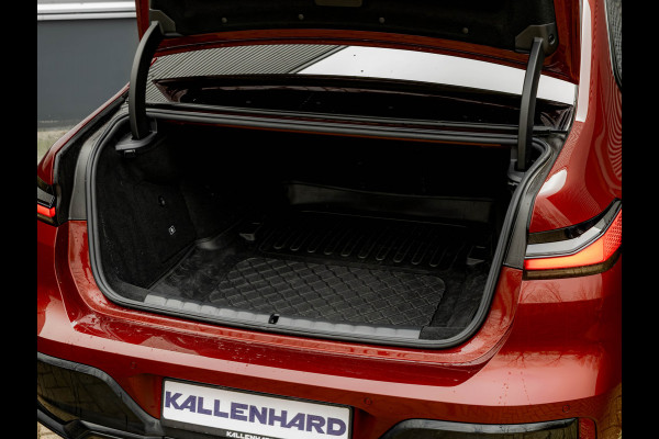 BMW i7 eDrive50 - M-Sport Pro - Skylounge - Stoelventilatie + Massage V+A - Individual Leder