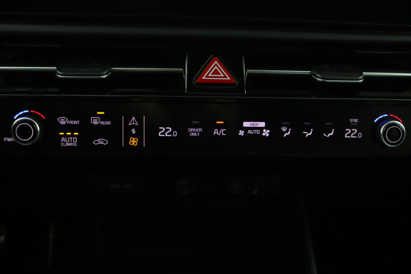 Kia Niro Launch Edition Apple Carplay/Android Auto - Cruise Control - Navigatie - Stoel/Stuur Verwarming - Stoel Verkoeling - Trekhaak - Fabrieksgarantie tot 09-2029