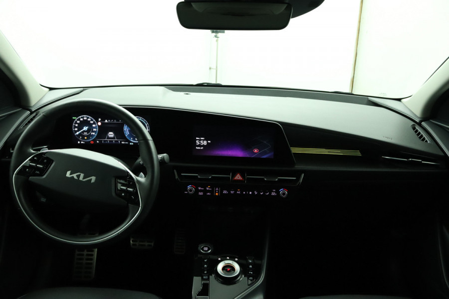 Kia Niro Launch Edition Apple Carplay/Android Auto - Cruise Control - Navigatie - Stoel/Stuur Verwarming - Stoel Verkoeling - Trekhaak - Fabrieksgarantie tot 09-2029