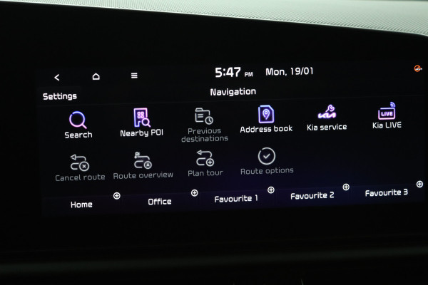 Kia Niro Launch Edition Apple Carplay/Android Auto - Cruise Control - Navigatie - Stoel/Stuur Verwarming - Stoel Verkoeling - Trekhaak - Fabrieksgarantie tot 09-2029