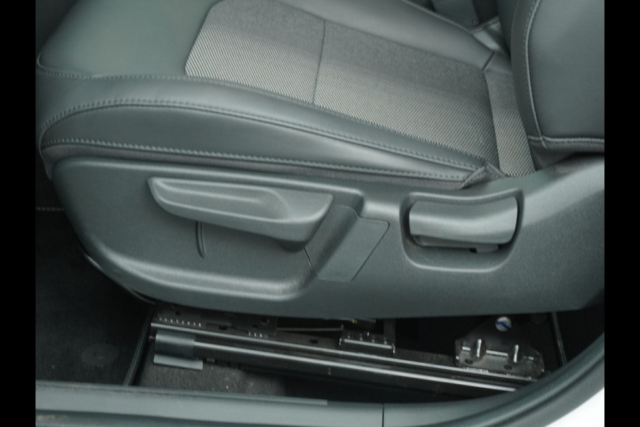 Kia Niro 1.6 GDi Hybrid DynamicLine Apple Carplay/Android Auto - Cruise Control - Climate Control - Navigatie - Achteruitrijcamera - Fabrieksgarantie tot 03-2030