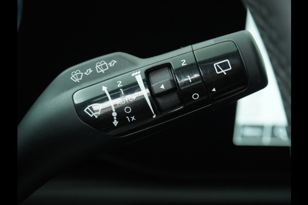 Kia Niro 1.6 GDi Hybrid DynamicLine Apple Carplay/Android Auto - Cruise Control - Climate Control - Navigatie - Achteruitrijcamera - Fabrieksgarantie tot 03-2030