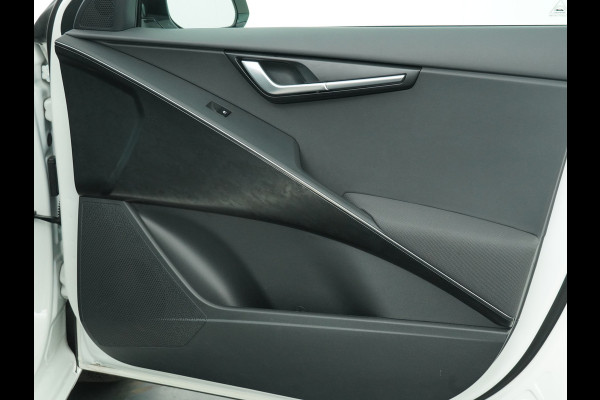 Kia Niro 1.6 GDi Hybrid DynamicLine Apple Carplay/Android Auto - Cruise Control - Climate Control - Navigatie - Achteruitrijcamera - Fabrieksgarantie tot 03-2030