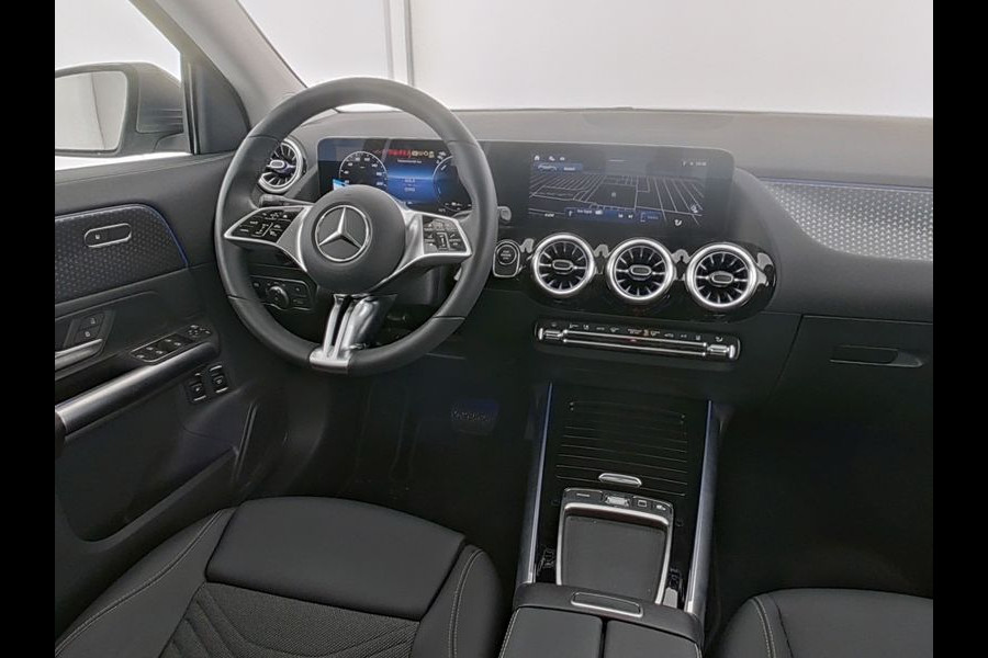 Mercedes-Benz GLA 250 e Plug-In Hybride Trekhaak | Distronic | Sfeerverlichting | Stuur en Stoelverwarming | Ledkoplampen Inclusief 24 maanden MB Certified garantie voor Europa.