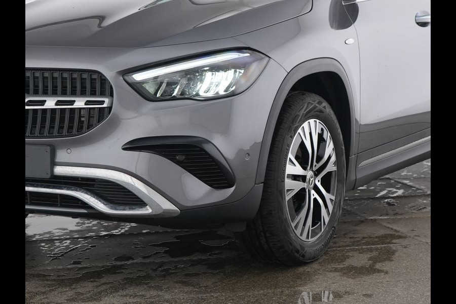 Mercedes-Benz GLA 250 e Plug-In Hybride Trekhaak | Distronic | Sfeerverlichting | Stuur en Stoelverwarming | Ledkoplampen Inclusief 24 maanden MB Certified garantie voor Europa.