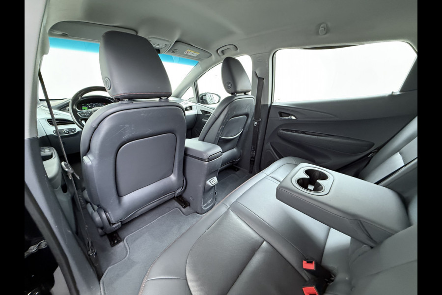 Opel Ampera-E 65kWh SOH 100% Leer Stuur+Stoelverwarming Camera Ecc Adap.Cruise Apple Carplay Android Auto Pdc Bose®-Sound Innovation Business  Autom.Inparkeren Dodehoek BTMS Assistent Lane Assist Lmv 17" Isofix Led Rijstrooksensor Keyless Xenon Wifi Origineel Nederlandse Auto, licht van gewicht, -en zeer energie-efficient!