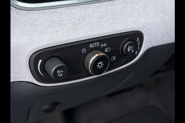 Opel Ampera-E 65kWh SOH 100% Leer Stuur+Stoelverwarming Camera Ecc Adap.Cruise Apple Carplay Android Auto Pdc Bose®-Sound Innovation Business  Autom.Inparkeren Dodehoek BTMS Assistent Lane Assist Lmv 17" Isofix Led Rijstrooksensor Keyless Xenon Wifi Origineel Nederlandse Auto, licht van gewicht, -en zeer energie-efficient!