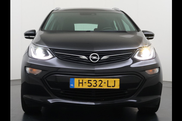 Opel Ampera-E 65kWh SOH 100% Leer Stuur+Stoelverwarming Camera Ecc Adap.Cruise Apple Carplay Android Auto Pdc Bose®-Sound Innovation Business  Autom.Inparkeren Dodehoek BTMS Assistent Lane Assist Lmv 17" Isofix Led Rijstrooksensor Keyless Xenon Wifi Origineel Nederlandse Auto, licht van gewicht, -en zeer energie-efficient!