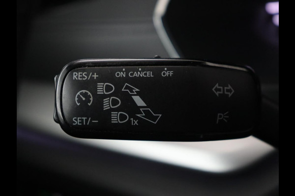 Škoda Octavia 1.0 e-TSI Sport | Trekhaak | Carplay | Navigatie | Sportstoelen | Full LED | 18'' | Parkeerhulp | Sfeerverlichting | Cruise control | Climate control | Bluetooth